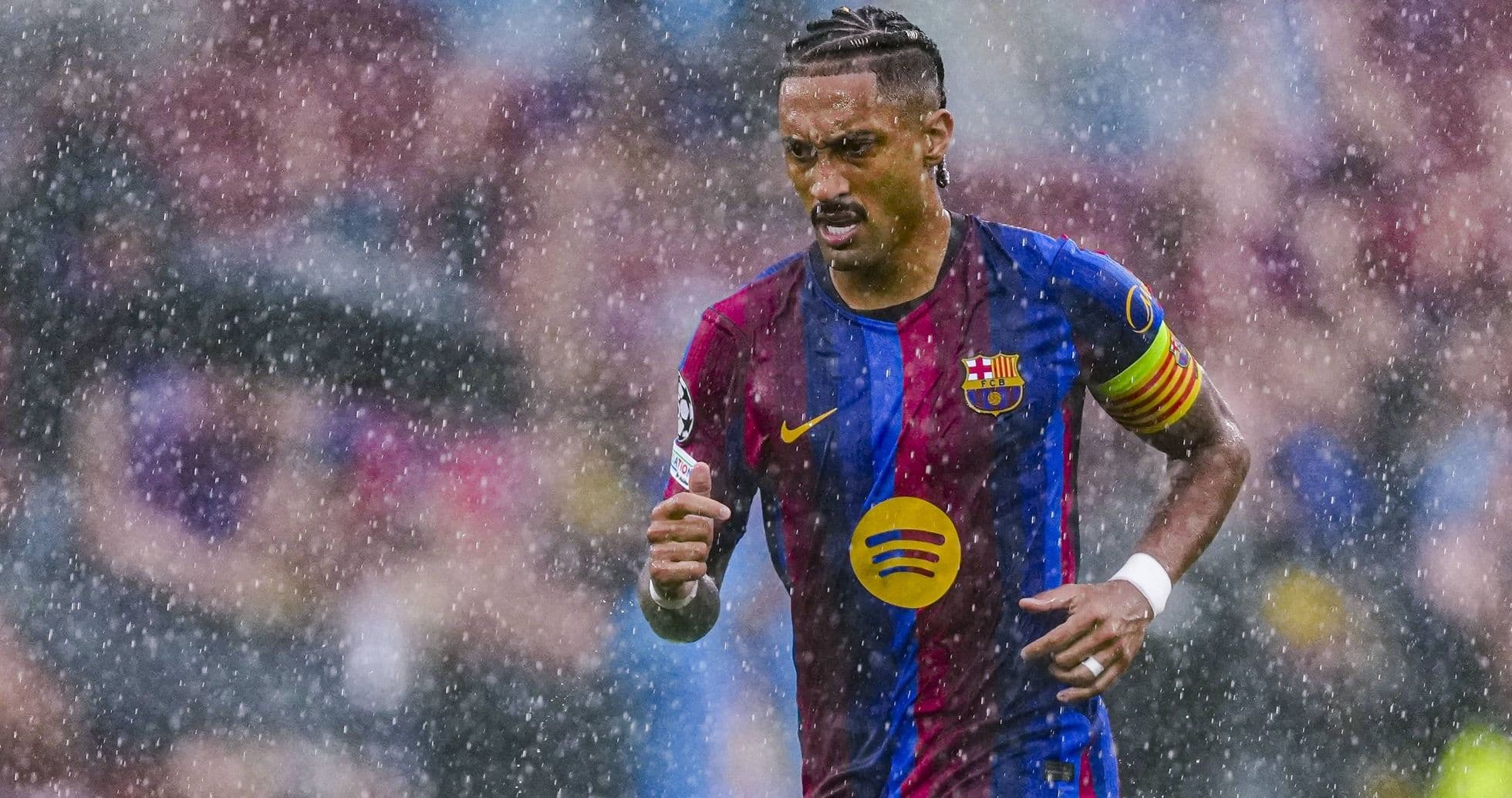 Raphinha Scores Twice in Barcelona's Champions League Win, Dismisses Ballon d'Or Talk Raphinha Scores Twice in Barcelona's Champions League Win, Dismisses Ballon d'Or Talk