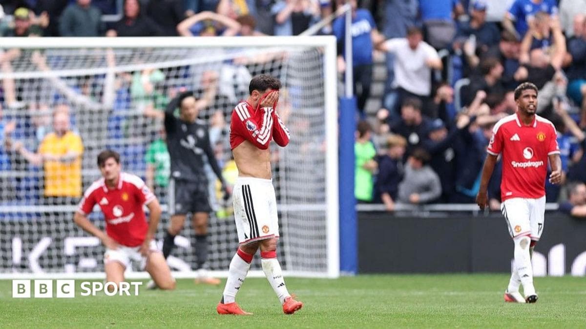 Michael Carrick Stays Hopeful as Manchester United Draw 2-2 with Everton Michael Carrick Stays Hopeful as Manchester United Draw 2-2 with Everton