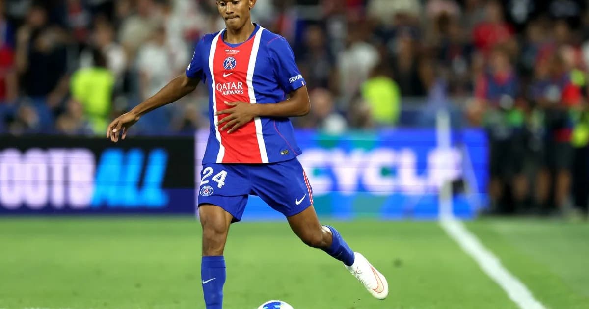 PSG's Senny Mayulu Injured While Playing for France U21 PSG's Senny Mayulu Injured While Playing for France U21