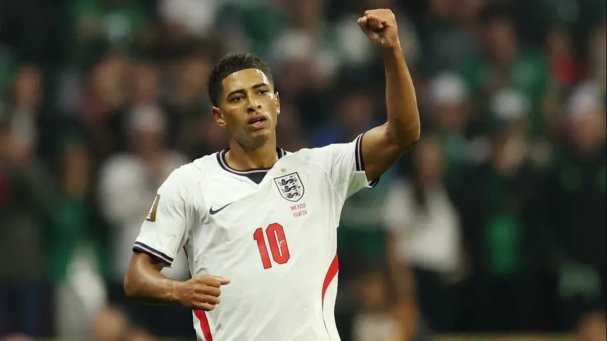 Understanding the Number 10 Role in Soccer and Its Historical Roots Understanding the Number 10 Role in Soccer and Its Historical Roots